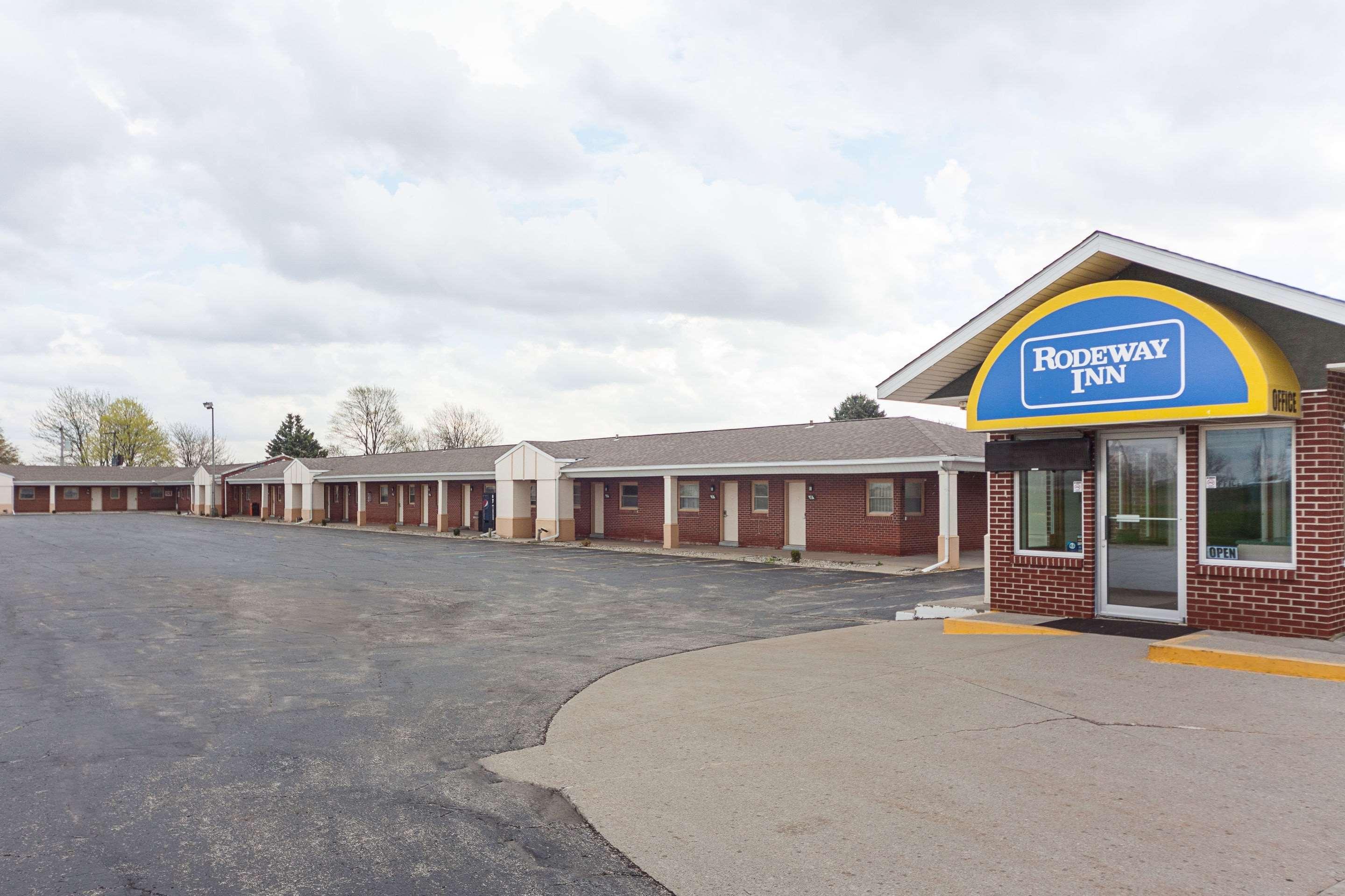 Rodeway Inn Wauseon Exterior photo